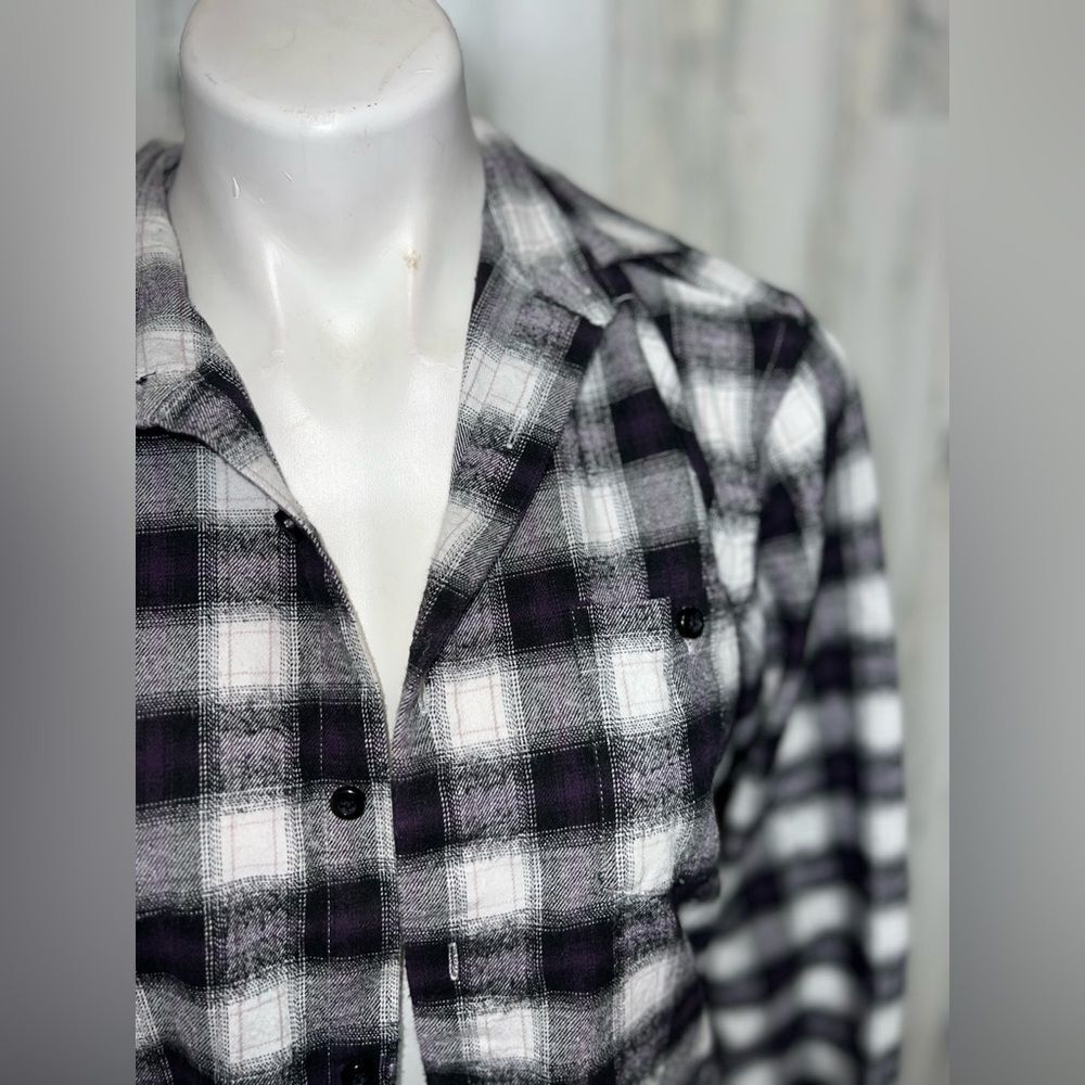 Alex Vando Black White Plaid Flannel Button Down Shirt Womens Size Small S Pocke - Picture 3 of 7